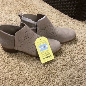 Gray Toms Low Ankle Boot